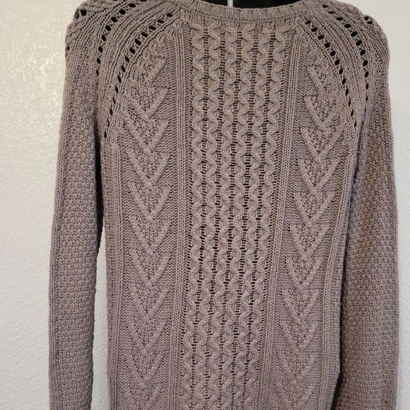 ⚜️Gap Cable Knit Sweater  - Picture 4 of 6